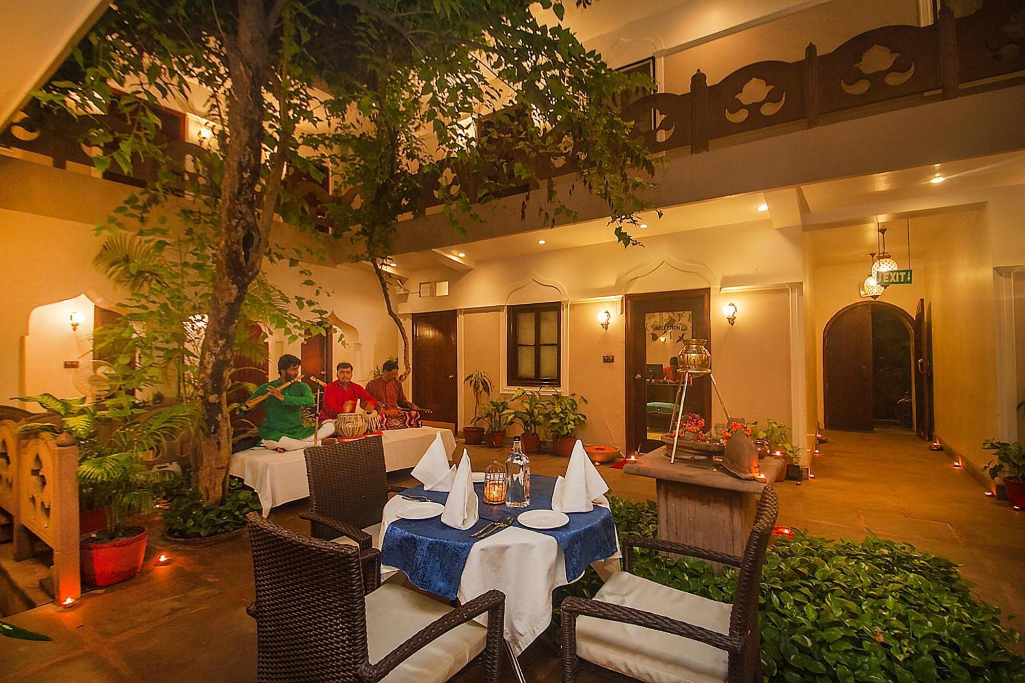 Hotel Amritara Suryauday Haveli Váránasí Exteriér fotografie